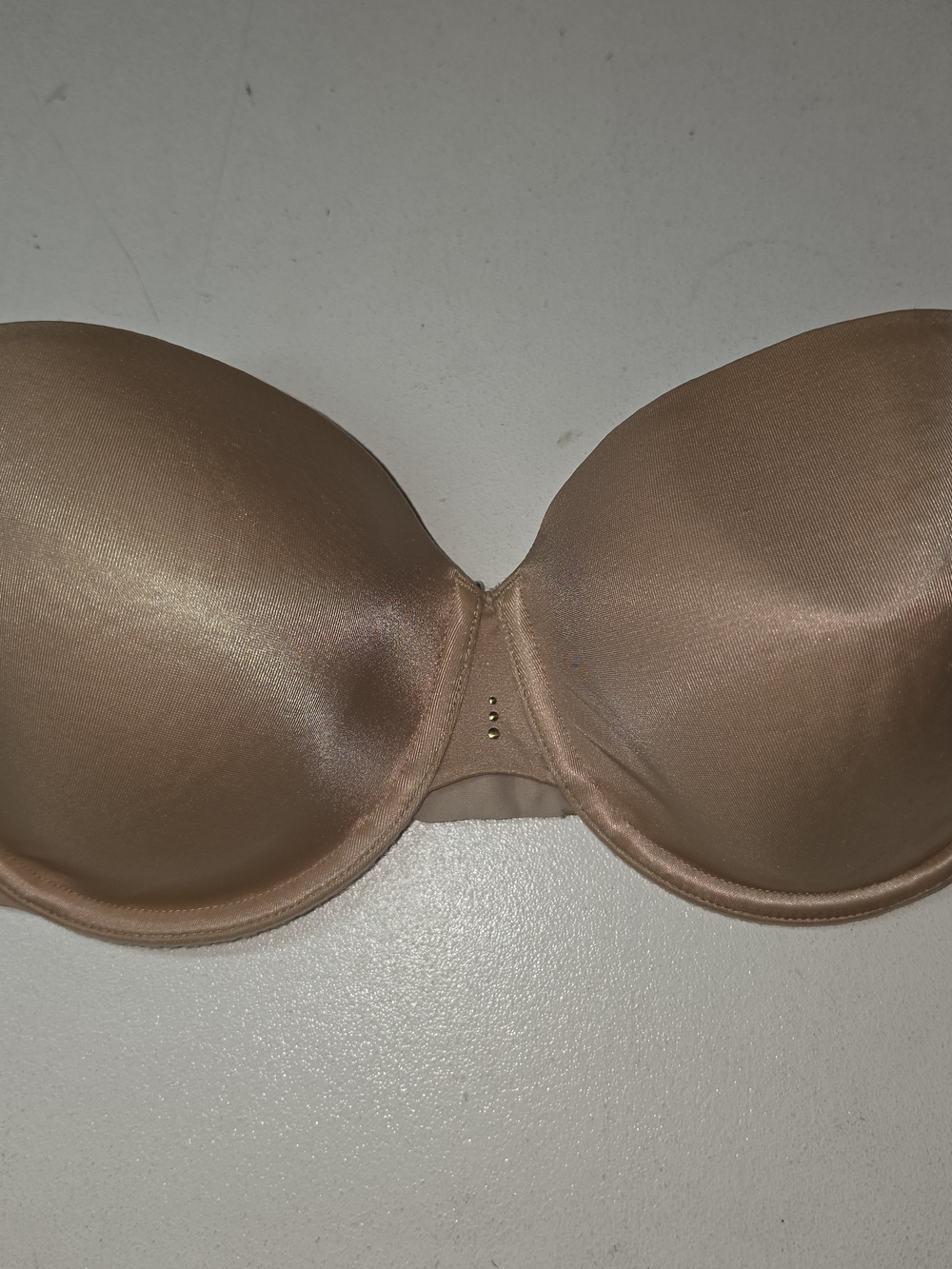 Victoria's Secret Strapless Smooth T-Shirt Bra in Nude Brown